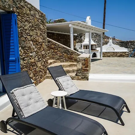 With Private Pool In Panormos Apartmán